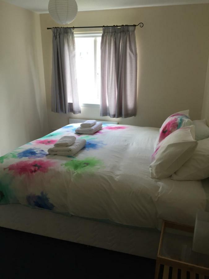 Central & Stylish 3 Bedroom, 2 Bath, Free Parking エディンバラ エクステリア 写真
